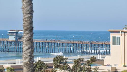 Coastal Luxury with Panoramic Ocean View - Foto 3