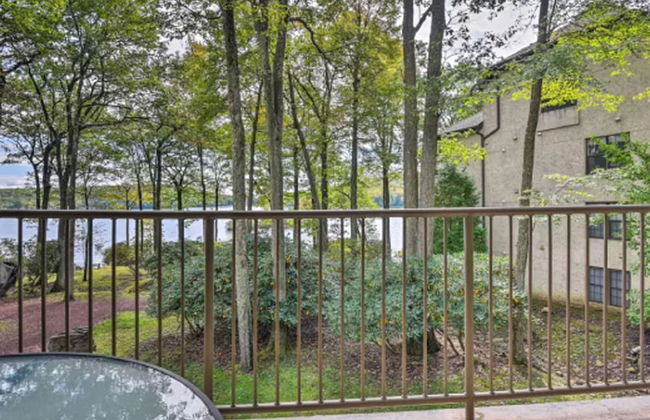 Cozy Pocono Mountain Escape - Foto 23