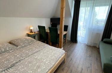 Dom Aurora Pokój 4 osobowy z balkonem - Photo 12