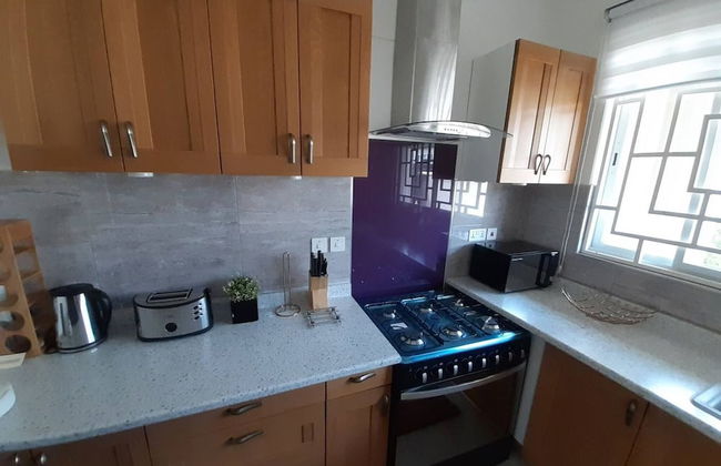 Serene Oasis in East Legon Hills - Chic 2 Bedroom Retreat - Photo 30