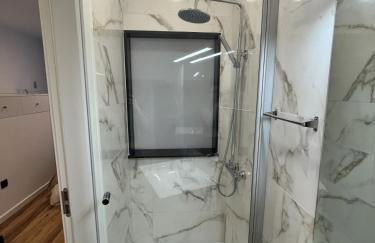 Private 1 bedroom house in Machico Centre - Foto 9