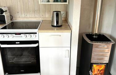 Domek lubiana180 SCANDI wśród drzew JACUZZI SAUNA KOMiNEK i TARAS na dachu jezioro Kaszuby Pieski tylko do 10kg za dodatkową opłatą - Foto 33