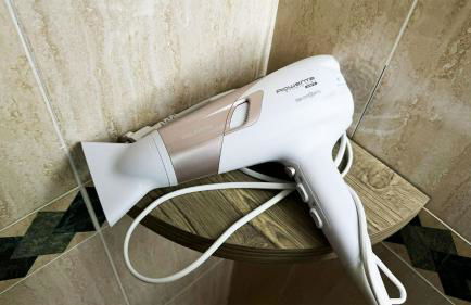 Low Price Modern Apartment Aircon & Filter Water - Foto 23