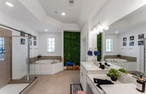 Luxury Oasis - Glam Decor, Putting Green, Arcade Fun & EV Station - Foto 15