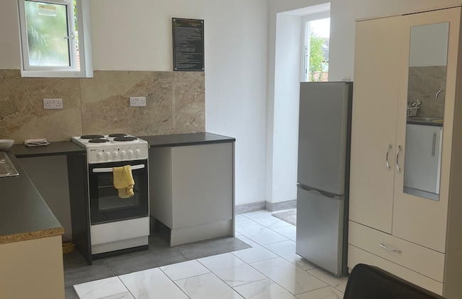 Redbridge Studio Retreat - Photo 5