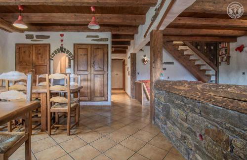 Spacieux Chalet 19pers, Piscine, Jacuzzi, Sauna & Salle de Jeux - Foto 10