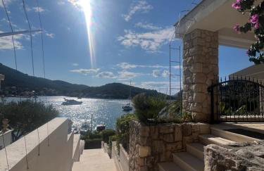 Korcula Apartment direkt am Meer -Zrnovska banja -2,5 km zur Altstadt Korcula - Photo 1