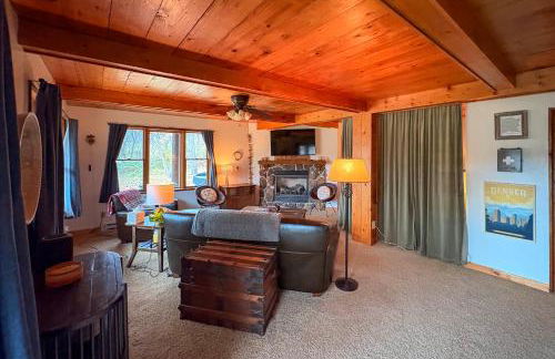 Private Beach! Lakefront Cabin in Panora - Photo 13