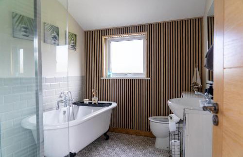 Plas Coch, Snowdon Views with Large Garden - Foto 17