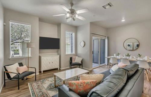 Ground Floor King Beds Pool Gym Near Hill AFB - Foto 17