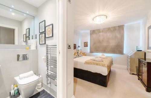 Spacious Family Oasis Explore with Ease - Pass the Keys - Photo 16