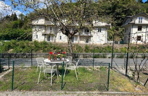 Casa vacanze Porto Valtravaglia Lago Maggiore - Photo 8