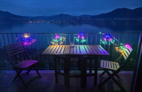 Lago Maggiore - Traumbalkon mit Seeblick & Pool und 2 SZ - Foto 13