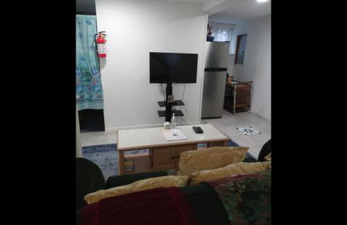 "Cozy Basement Retreat Just 40 Minutes to NYC!" - Foto 8