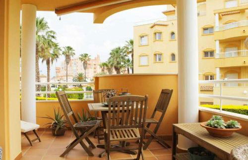 Apartamento de lujo en la playa - Photo 2