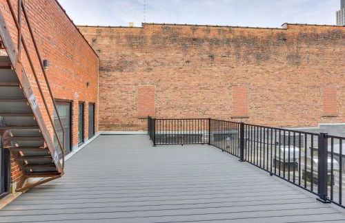 Downtown Omaha Getaway with Deck and Gas Grill! - Foto 23
