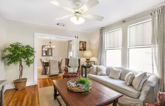 Blissful Blue Bungalow in Baton Rouge - Foto 8