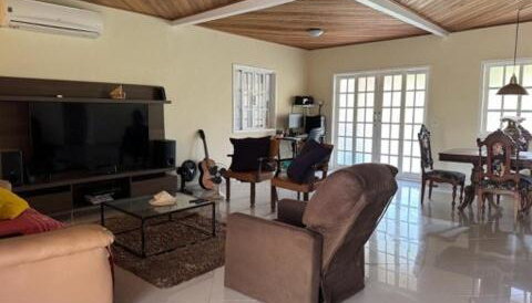 Casa com piscina e churrasqueira para familia - Foto 5