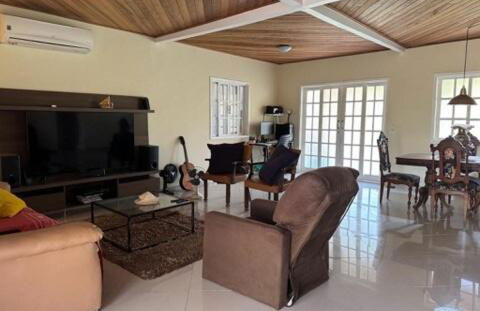 Casa com piscina e churrasqueira para familia - Foto 5