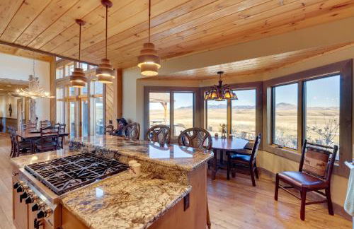 Free Spirit Ranch with Hot Tub and Mountain Views - Foto 9