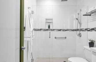 SOBE MONARCH 2 - 2 Bedroom 2 Bathroom Apts - 2 Independent 1 bedrooms apts - Foto 12