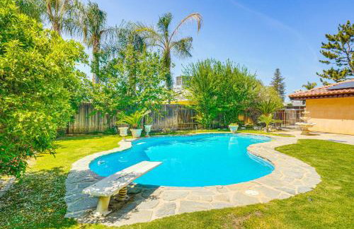 7 Mi to Dtwn Poolside Paradise in Bakersfield! - Photo 1