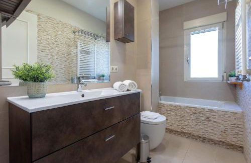 Genteel Home Paseo de la Victoria - Foto 24