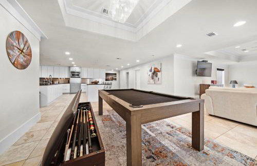 Nr Galleria & Med Center Hot Tub Games WiFi - Foto 3