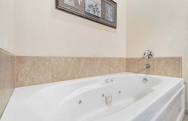 Silver Dollar Hideaway in Stonebridge Community - Photo 13