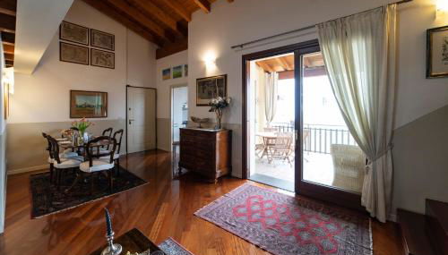 ROMANTIC LAKE VIEW HOUSE - Foto 2