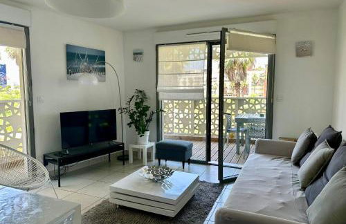 The Jacques Coeur- Vue climatisation et parking ! - Photo 2