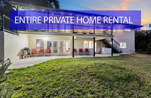 Entire Private Home with 4 Bedrooms 3 Bathrooms, King Bed, Big Yard, Prime Area, Ranch Style, Available Now - Photo 1