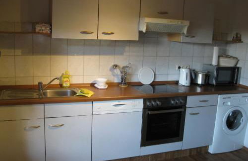 Ferienwohnung Aurich Sandhorst EG 2 Schlafzimmer mit Terrasse und Garten - Foto 7