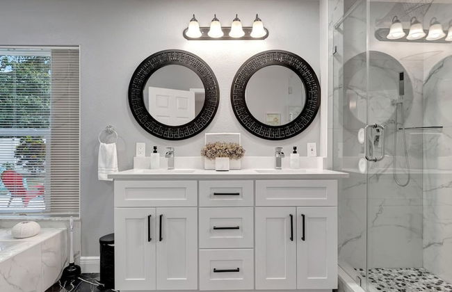 4b 2b w Hot Tub BBQ Firepit 9mins to Beach - Foto 16