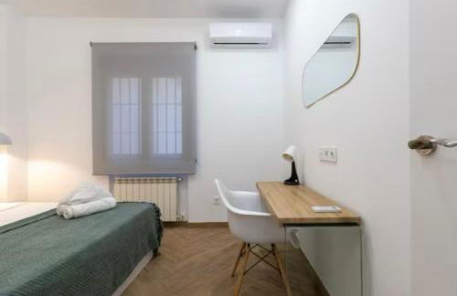 AR Embajadores 2 habitaciones acogedor y céntrico - Foto 26