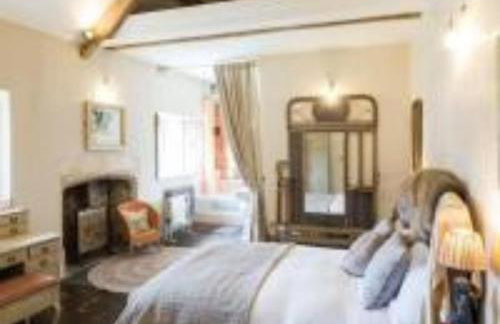 Tudor Romance- a historic manor house for holiday and corporate stays - Foto 42