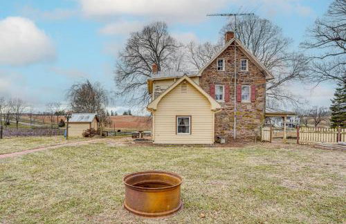 Rural and Historic Detour Escape with Horses On-Site! - Foto 37