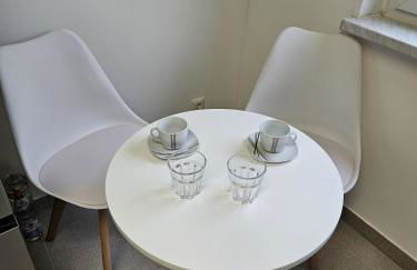 Modern Homes - Voll ausgestatte Wohnung - Balkon - Hotelbetten - 4K TV - WLAN - Foto 54