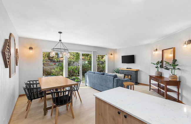 Icicle Village Blizzard Pool Parking - Foto 6