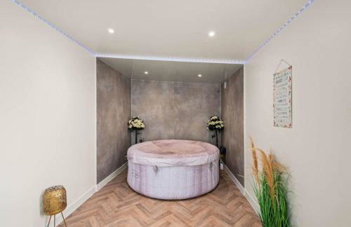 Charming Forfar House and Hot Tub - Foto 6