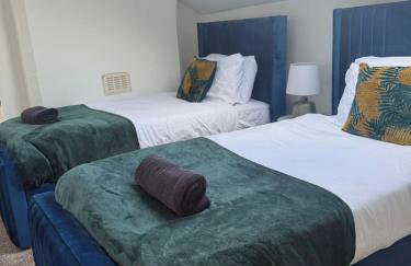 4-Bed Family Home - Steps from Nottingham Forest Ground - Foto 6