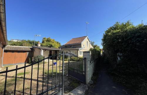 Gîte Historique à Tours avec Jardin et WIFI Inclus - FR-1-381-635 - Foto 17