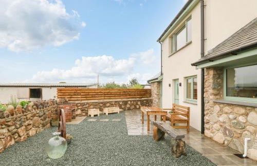 Ty Gwair The Hayloft - Photo 2