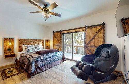 The Lake House - Photo 16