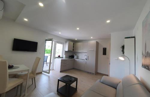 Apartmani Melanie - Photo 10