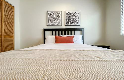 *WEHO/Beverly Hills* Luxury 2BD/2.5BA + Balconies - Photo 44