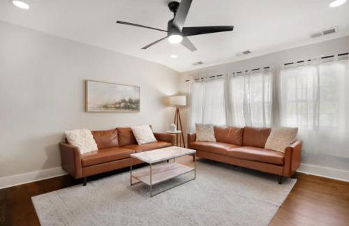 Lavish Flat w King Bed in near DT Food & Shops - Foto 20