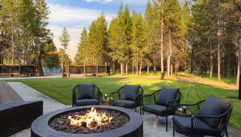 Newly Built • Sauna • Hot Tub • Cold Punge Lazy River Glamp-House by AvantStay - Foto 4, Other