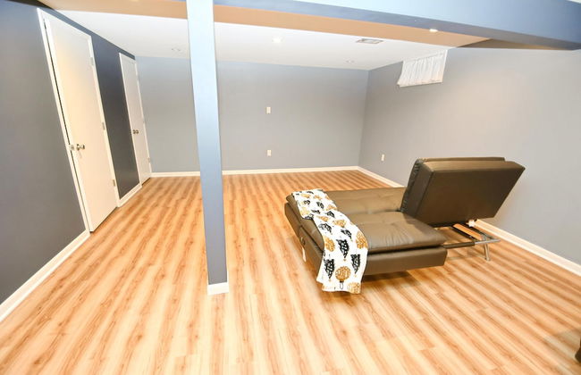 Mid Century Modern 30 Minute Walk to Notre Dame 3 Bedroom 3 Full Bath 2008 - Foto 19