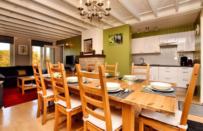 Family Retreat With Garden - Photo 28